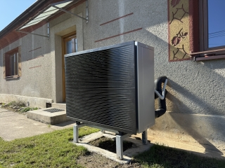 Daikin Altherma 3 H HT 